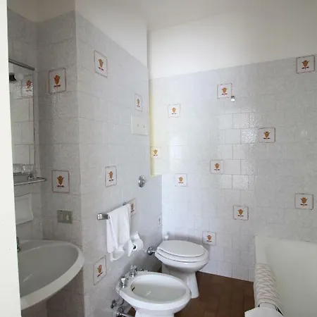 Hotel Albergo Colazza 2*